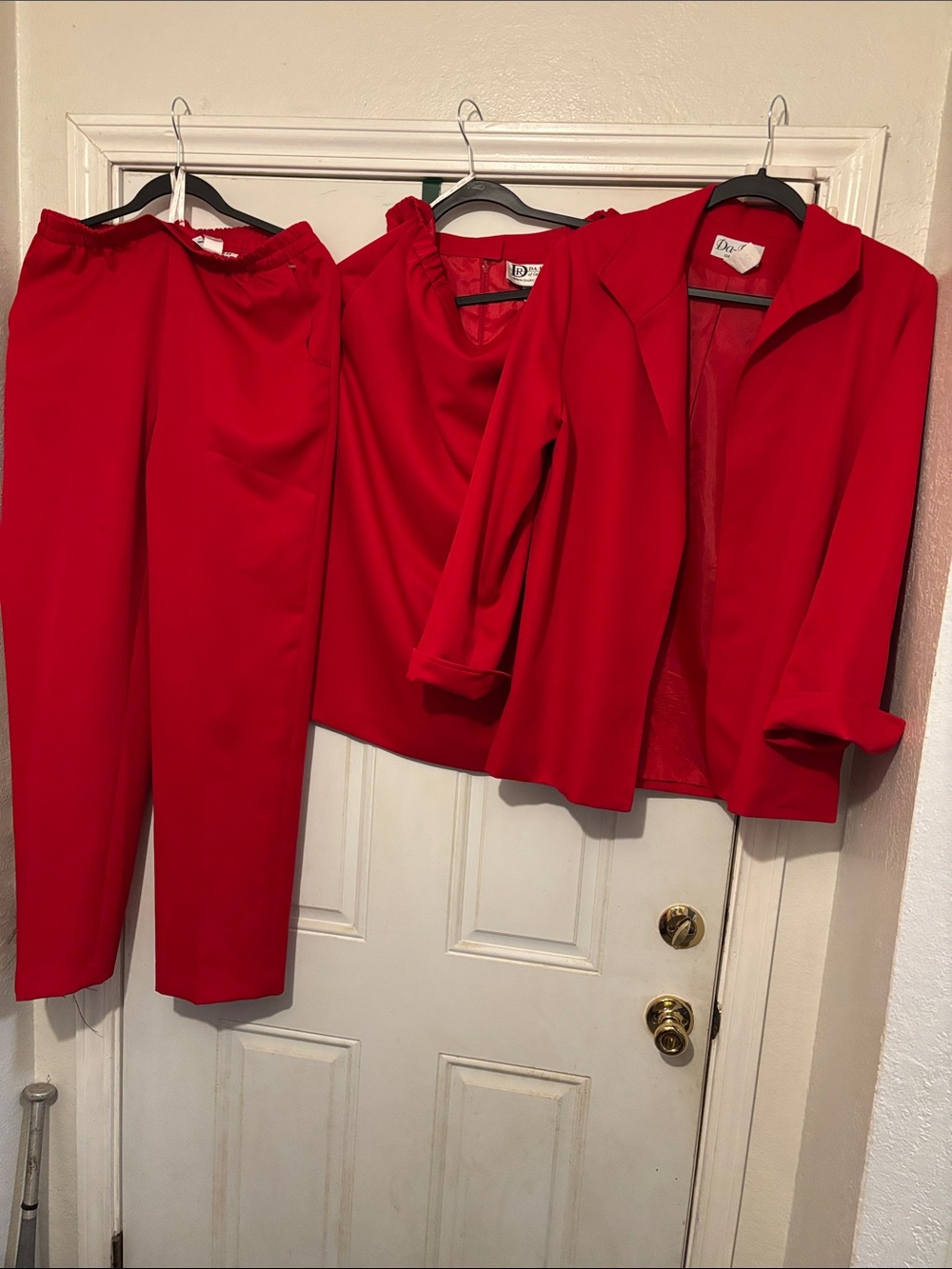 Women's Red Three-Piece Suit Pants, Top & Blazer (Waist 16-18,inseam 32, rise 13